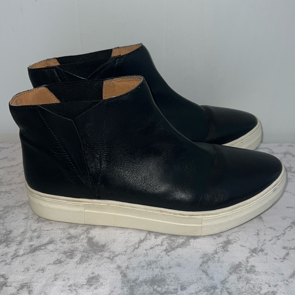 Seychelles Black Womens Slip On Leather Ankle Boots